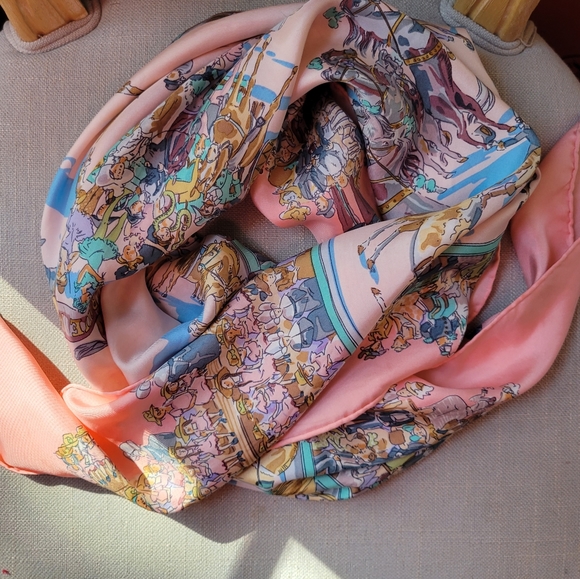 Vintage HERMÈS Cirque Molier silk scarf - Picture 9 of 11